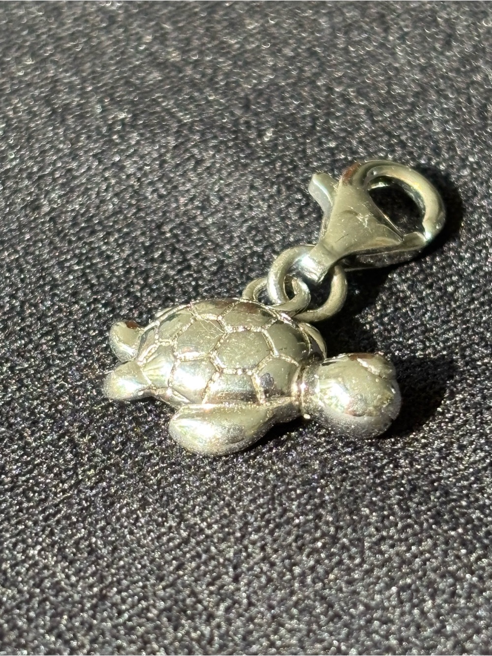 925 Sterling Silver Sea Turtle Clip On Lobster Clasp Charm MJ